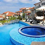 The Vineyards Boutique & Хотел 4*
