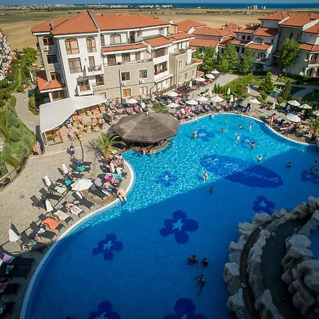 The Vineyards Boutique & Хотел 4*
