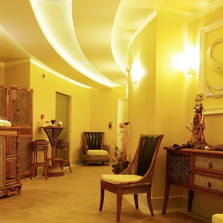 Hotel The Vineyards Boutique & 4*