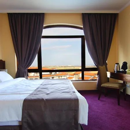 The Vineyards Boutique & Hotel 4*