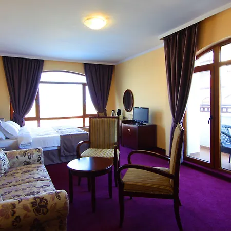 Hotel The Vineyards Boutique & 4*