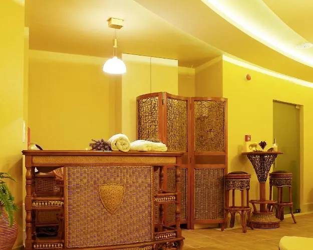 Otel The Vineyards Boutique & 4*