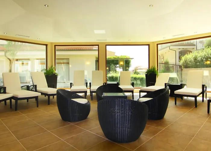 Otel The Vineyards Boutique & 4*