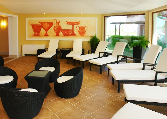 Otel The Vineyards Boutique & 4*